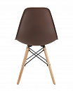 Стул Eames Style DSW коричневый